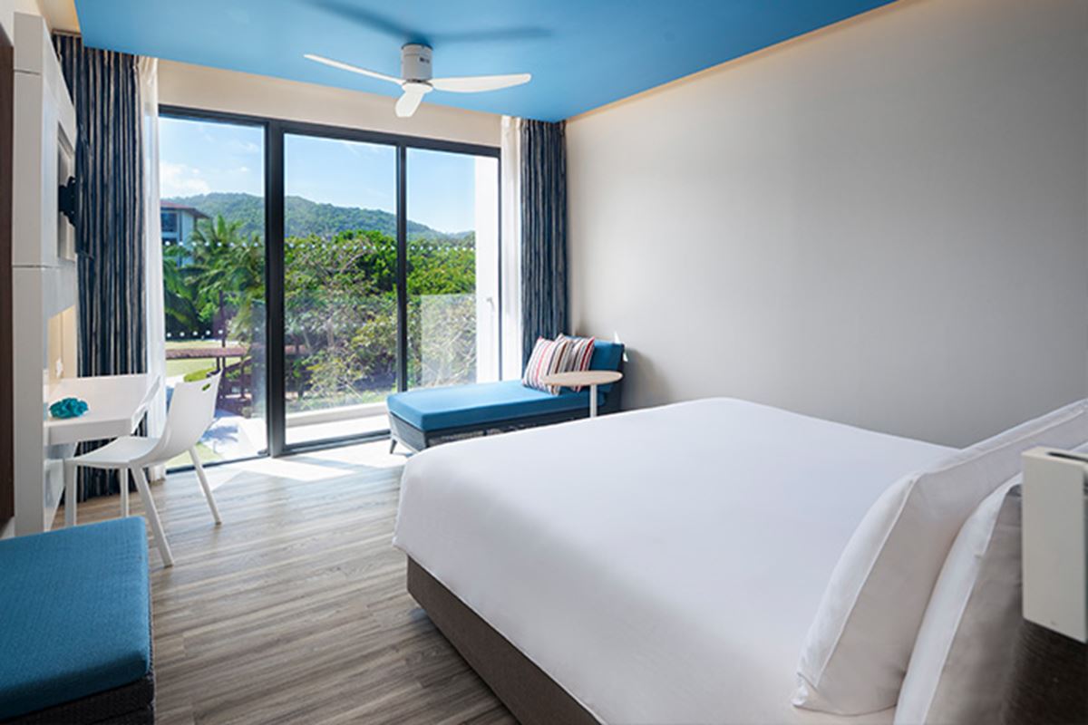 Deluxe - OZO Phuket